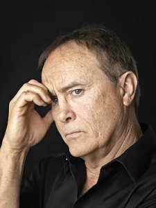 Jeffrey Combs
